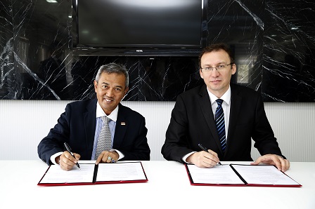 Penyempurnaan memorandum hasrat antara UPM dengan SÃ¼leyman Demirel University bagi program dwi ijazah peringkat pascasiswazah bersama Rektornya,  Profesor Dr.Hossein Ã‡arÄ±kÃ§Ä± 